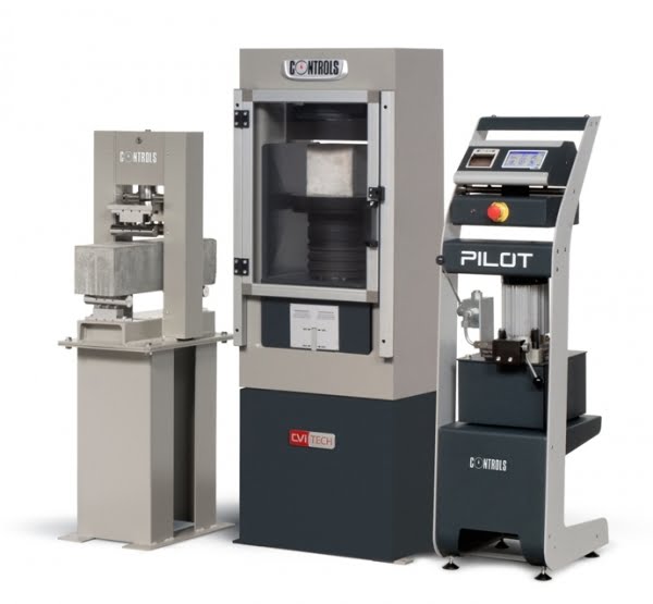 PILOT stand-alone control console C10C02 with C56Z00 frame and distribution block C10C 2F for the control of C0900 FR flexure frame